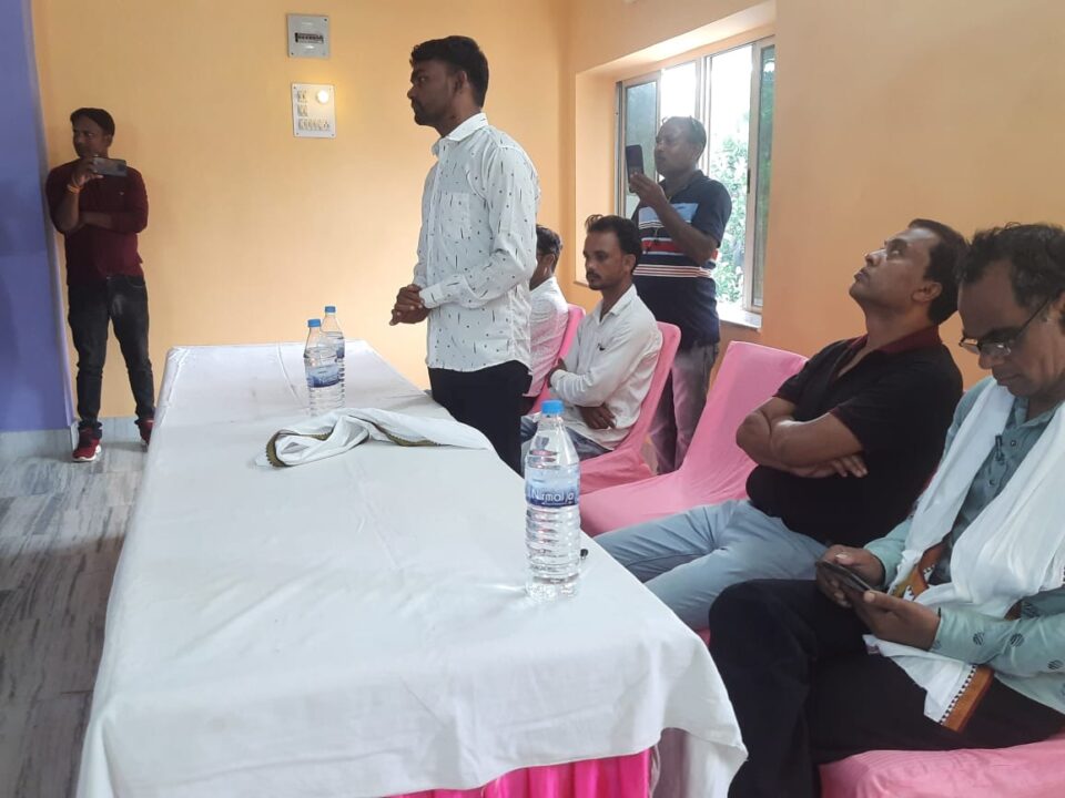 Ranchi namkum newsनामकुम में झारखंडी भाषा खतियानी  संघर्ष समिति की बैठक, जयराम महतो ने कहा – 1932 का खतियान झारखंडियों का दिलाती है हक.