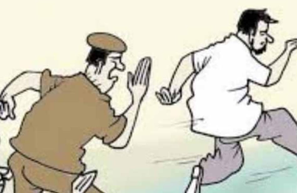 Jamsedpur news जमशेदपुर में थाने की दीवार फांद कर चोर फरार !, हाथ मलते रह गई पुलिस… 