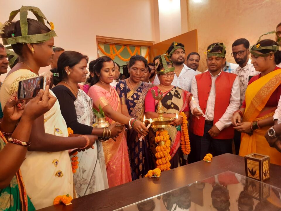Namkum News : उपप्रमुख कार्यालय का उद्धाटन, बीडीओ और सीओ कार्यक्रम में शमिल नही होने से जनप्रतिनिधि नाराज…… | Vananchal 24TV Live