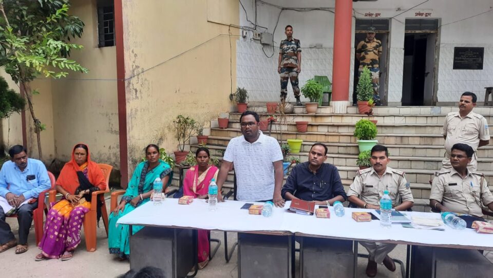 Chandil News : नीमडीह थाना में शांति समिति की बैठक संपन्न…. | Vananchal 24TV Live