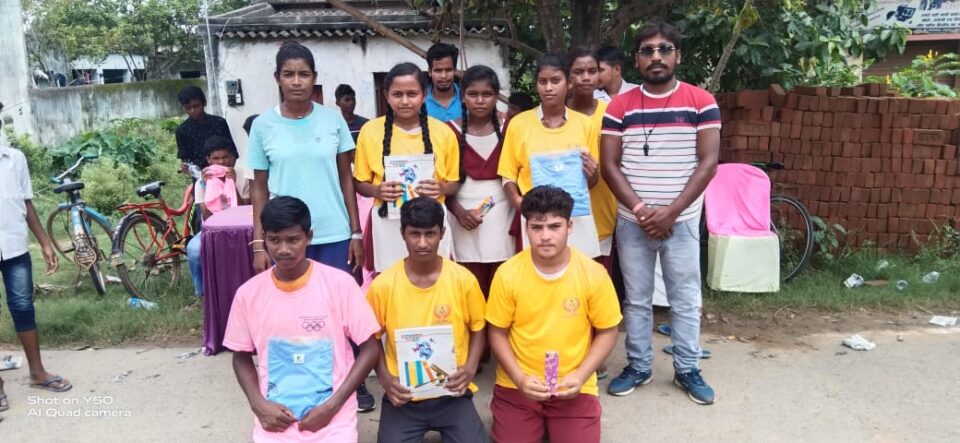 Saraikela News : राष्ट्रीय खेल दिवस के अवसर पर साइकिल रैली का हुआ आयोजन…..