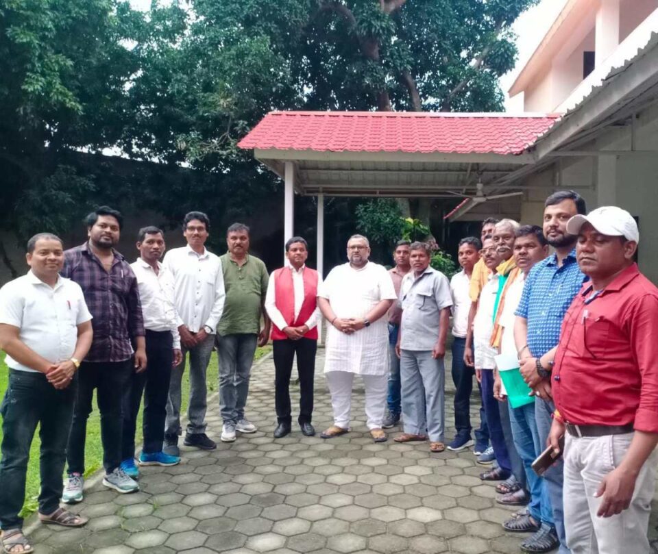 Namkum News : केंद्रीय छोटानागपुर सरना समिति करमा को लेकर किया बैठक और पूजा के पूर्व करम डाली का प्रयोग नही करने का किया अपील ……