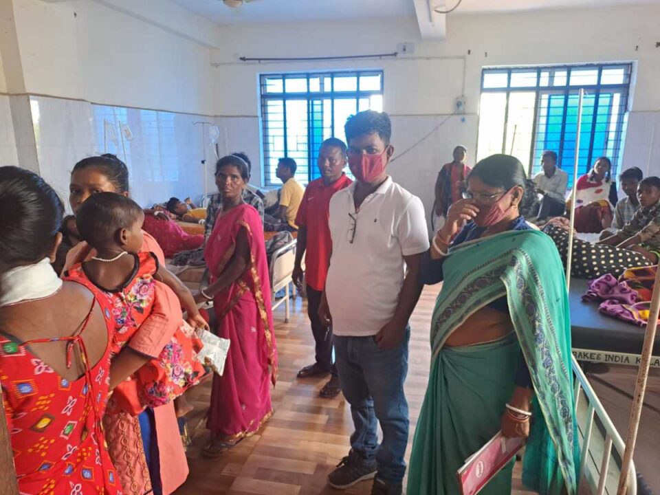 Saraikela News : पांड्रा पंचायत के 3 गावों में फैला डायरिया,8 मरीज इलाजरत,मुखिया ने अस्पताल पहुंच मरीजों का लिया जायजा…. | Vananchal 24TV Live