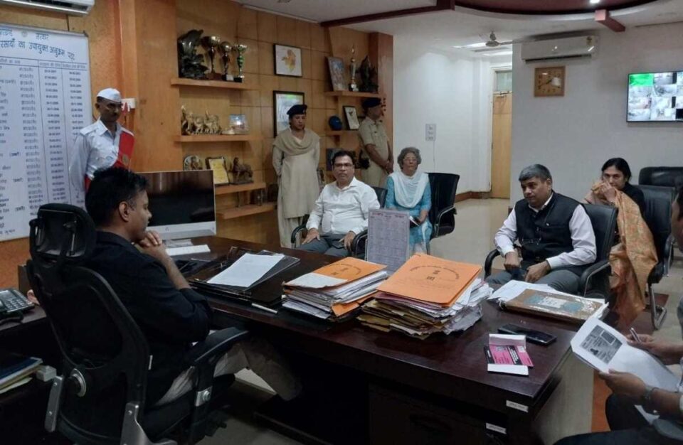 Saraikela News : साप्ताहिक जनता मिलन में 100 फरियादियों से मिले उपायुक्त, त्वरित समाधान के दिए निर्देश…. | Vananchal 24TV Live