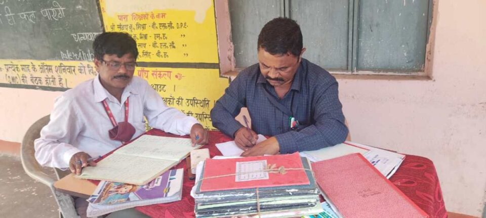 SARAIKELA NEWS : गुणवत्तापूर्ण शिक्षा को लेकर बीपीओ ने बालक मध्य विद्यालय सरायकेला का किया अनुश्रवण…