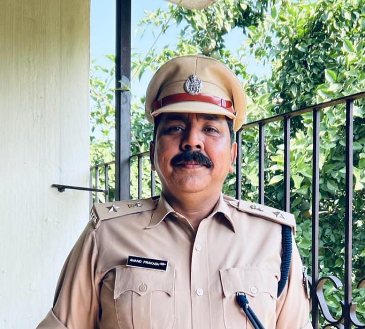Saraikela News : परिजनों को दी जाएगी हर संभव सहायता, दोषियों पर होगी सख्त करवाई ,कोई भी पुलिस/ पदाधिकारी पैसा मांगे या परेशान करे, मुझे बताएं, एसपी आनंद प्रकाश….. | Vananchal 24TV Live