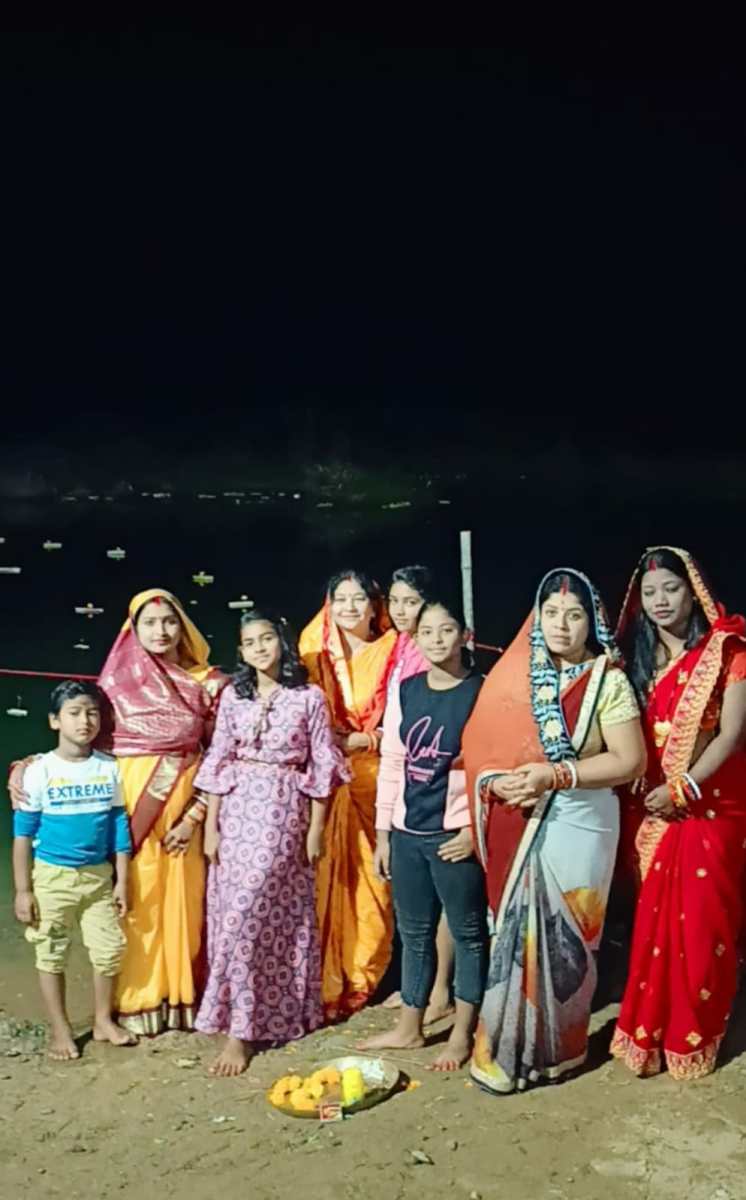 Saraikela News : श्रद्धालुओं ने दीप जलाकर नदी में बहाए केले की काष्ठ से बनी नाव…. | Vananchal 24TV Live