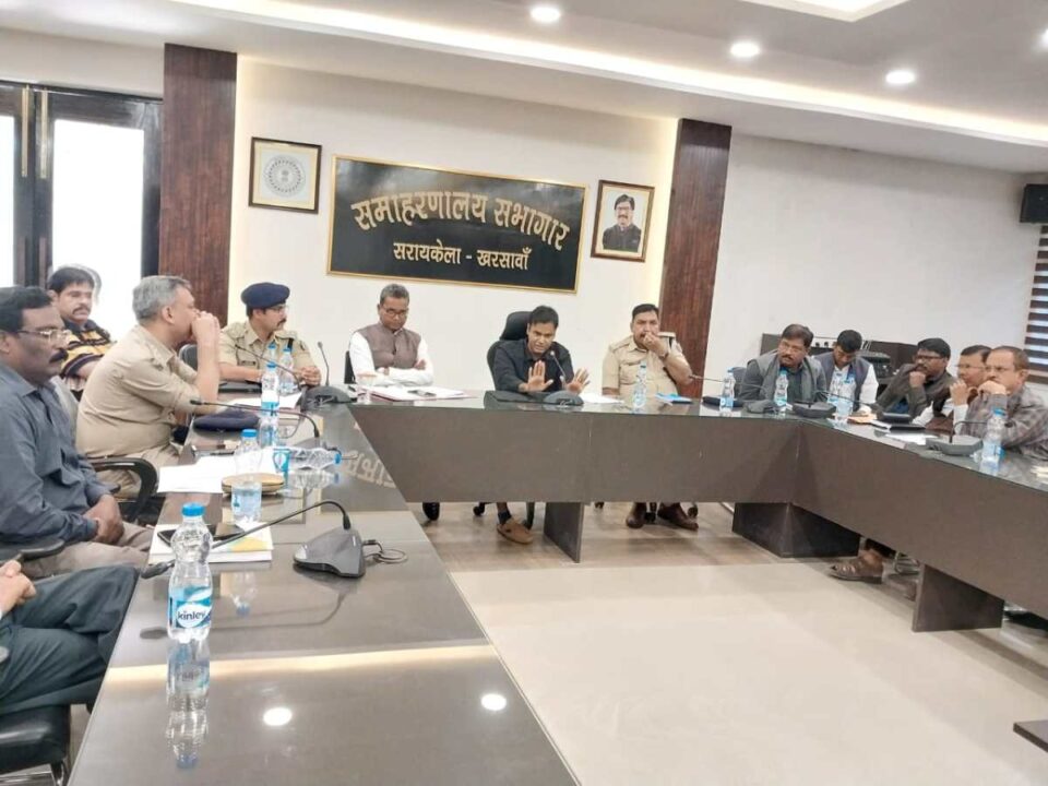 Saraikela News : मुख्यमंत्री के आगमन को लेकर की जा रहे तैयारियां का उपायुक्त ने किया समीक्षा… | Vananchal 24TV Live