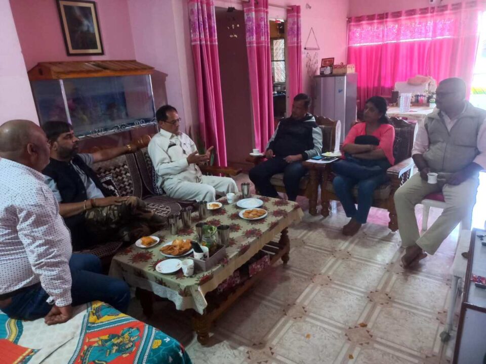 Ranchi News : रांची में मारियानुस तिग्गा ने की बैठक. कहा -सभी के सहयोग से होगा विकास… | Vananchal 24TV Live