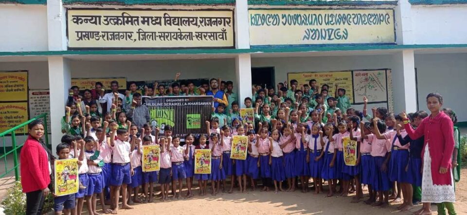 SARAIKELA NEWS : चाइल्डलाइन ने शुरू की चाइल्डलाइन से दोस्ती का साप्ताहिक अभियान… | Vananchal 24TV Live