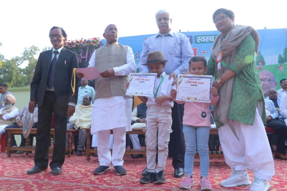 JAMSHEDPUR NEWS : तीन दिवसीय बाल मेला का समापन, जमशेदपुर में पहली बार हुआ ऐसा मेला, सरयू राय की इस अनूठी सोच को सबने सराहा… | Vananchal 24TV Live
