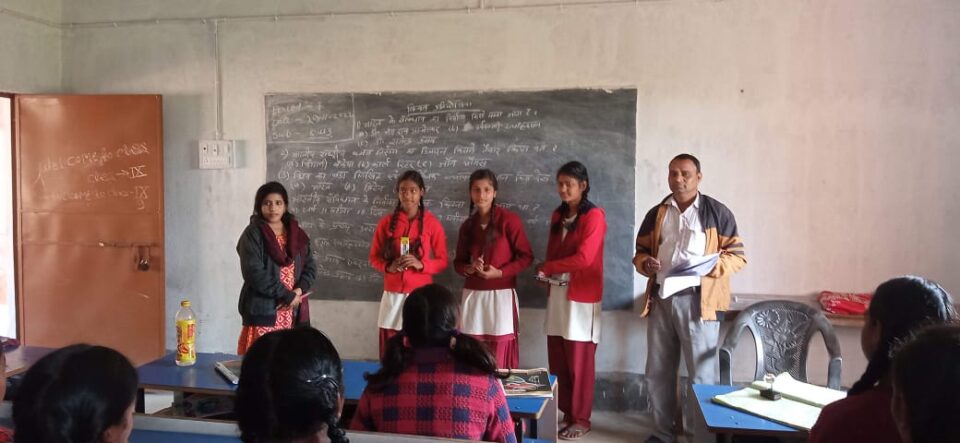 Sarakela : जिला विधिक सेवा प्राधिकर की से ओर बालिकाओं को बाल विवाह, डायन प्रथा, घरेलू हिंसा के कानून के प्रति जागरूक किया गया…