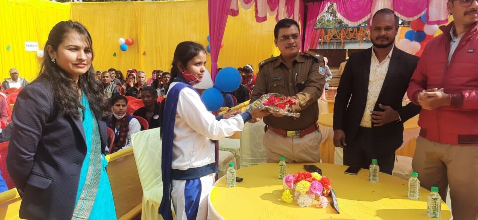 Ranchi : स्वरोजगार से महिलाओं को जोड़ने का पहल  हाथों को सीखा रहें हैं हुनर …. | Vananchal 24TV Live