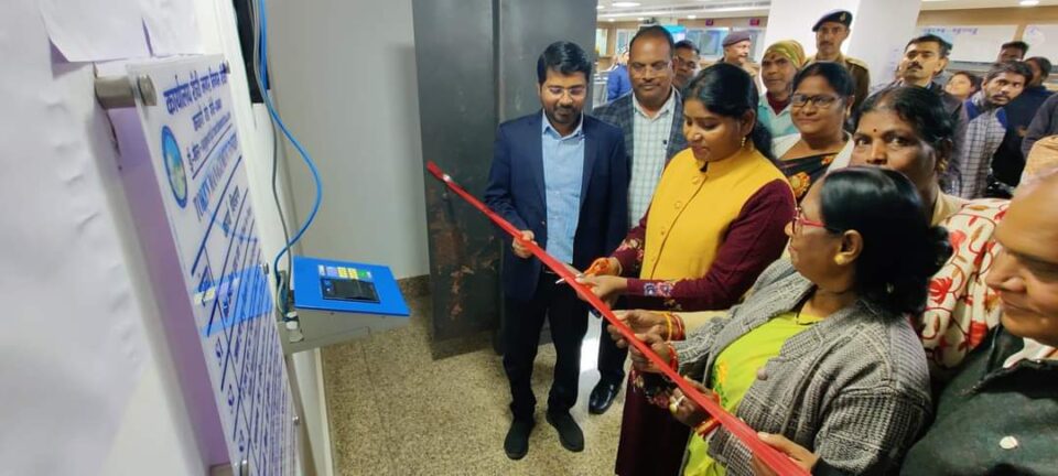 Ranchi : रांची नगर निगम टोकन मेनेजमेंट सिस्टम का अधिष्ठापन निगम के जन सुविधा केंद्र में किया गया.. | Vananchal 24TV Live
