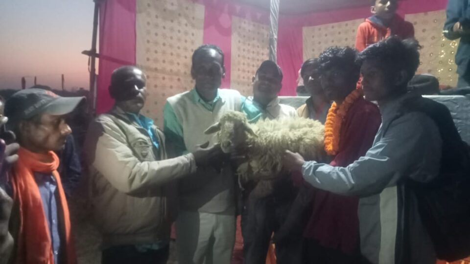 Saraikela : गणेश बाबा फुटबॉल क्लब ने तिलका बाबा फुटबॉल क्लब को हराकर बना चैंपियन…. | Vananchal 24TV Live
