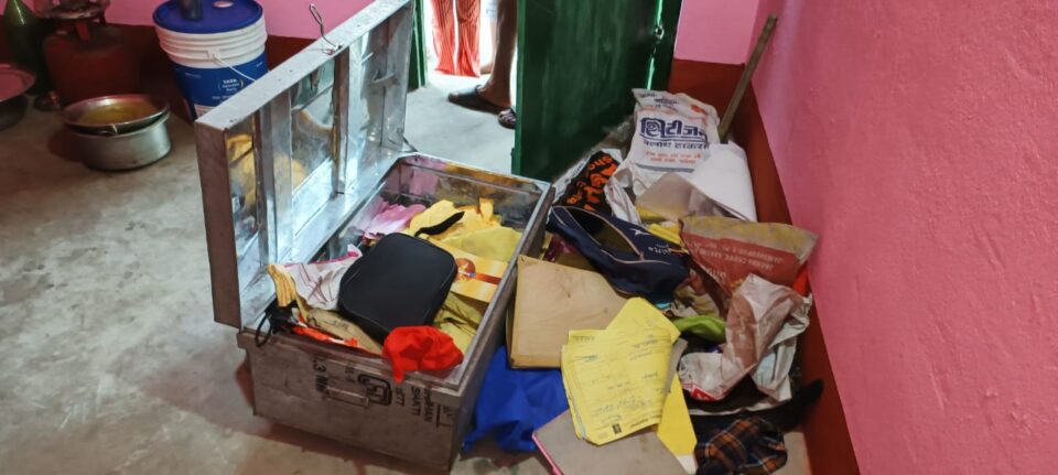 ड्यूटी गए निलांचल कंपनी कर्मियों के 6 बंद घरों में चोरी, थाना प्रभारी ने कहा घटना की नहीं है लिखित शिकायत… – Vananchal 24TV Live – वनांचल 24TV लाइव