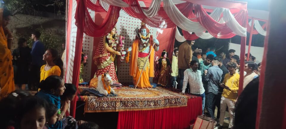 महाशिवरात्रि पर भगवान शिव पार्वती का हुआ मनोहारी विवाह; बाराती एवं सराती दोनों पक्षों ने किया आनंद. . . – Vananchal 24TV Live – वनांचल 24TV लाइव
