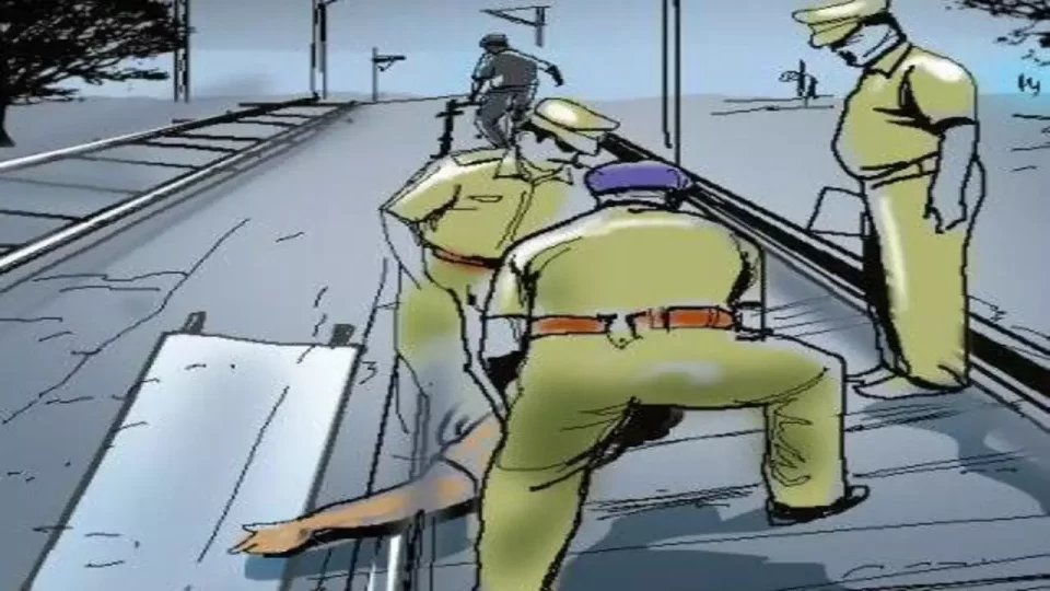 Ramgarh मानसिक रूप से विक्षिप्त अधेड़ युवक का शव रेलवे ट्रैक पर पुलिस ने किया बरामद…
