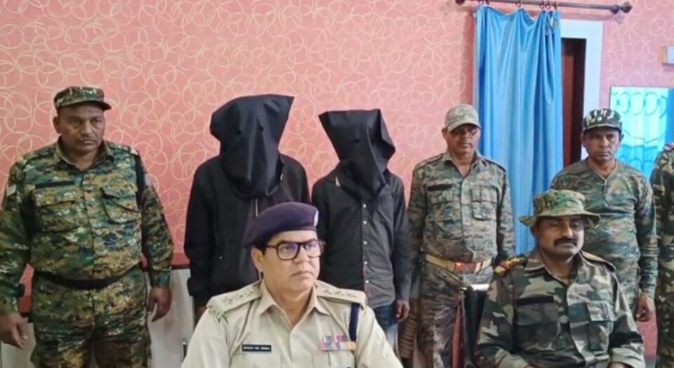 Chandil : ईचागढ़ पुलिस को सफलता, चुराए गए बाइक के साथ दो आरोपी गिरफ्तार…