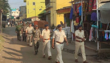 पुलिस अधीक्षक ने हुड़दंगीयो और असामाजिक तत्वो पर नजर रखने का थाना प्रभारियों को दिया निर्देश… – Vananchal 24TV Live – वनांचल 24TV लाइव