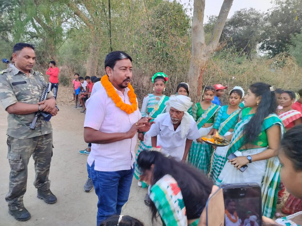 Saraikela : बाहा परब में शामिल हुए जिला परिषद अध्यक्ष; कहा…..