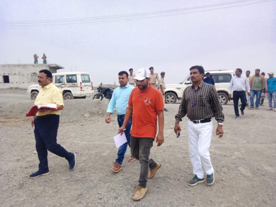 Pakur : एसडीओ के नेतृत्व में टास्क फोर्स की टीम ने सीलबंद क्रशर की जाँच…