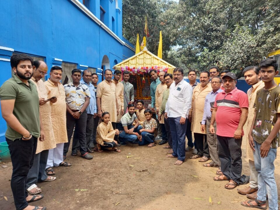 जमशेदपुर से खाटु जा रहे श्याम भक्त का चाण्डिल गोलचक्कर में श्याम कला भवन के सदस्यों ने बाजे-गाजे के साथ किया भव्य स्वागत.. – Vananchal 24TV Live – वनांचल 24TV लाइव