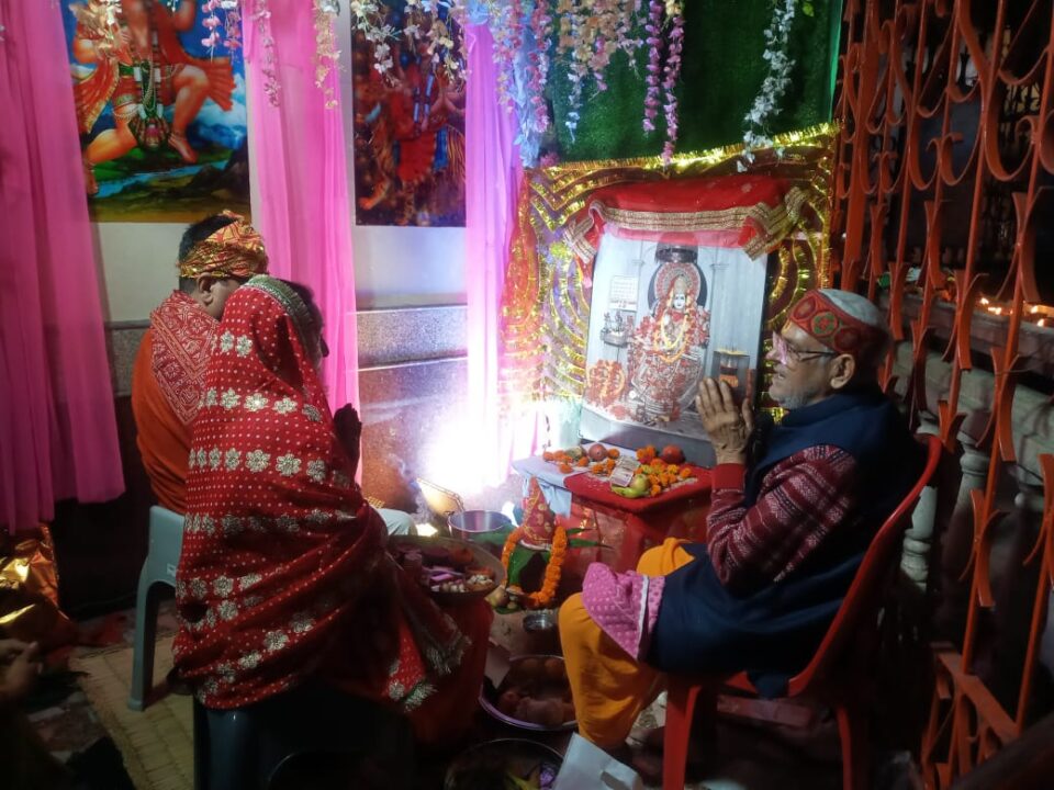 Ramgarh कलश स्थापना के साथ बसंती नवरात्र अनुष्ठान शुभारंभ… – Vananchal 24TV Live – वनांचल 24TV लाइव