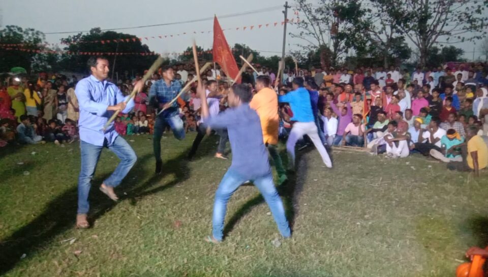 Chandil : राम नवमी अखाड़ा में एक से बढ़कर एक दिखाया करतब…