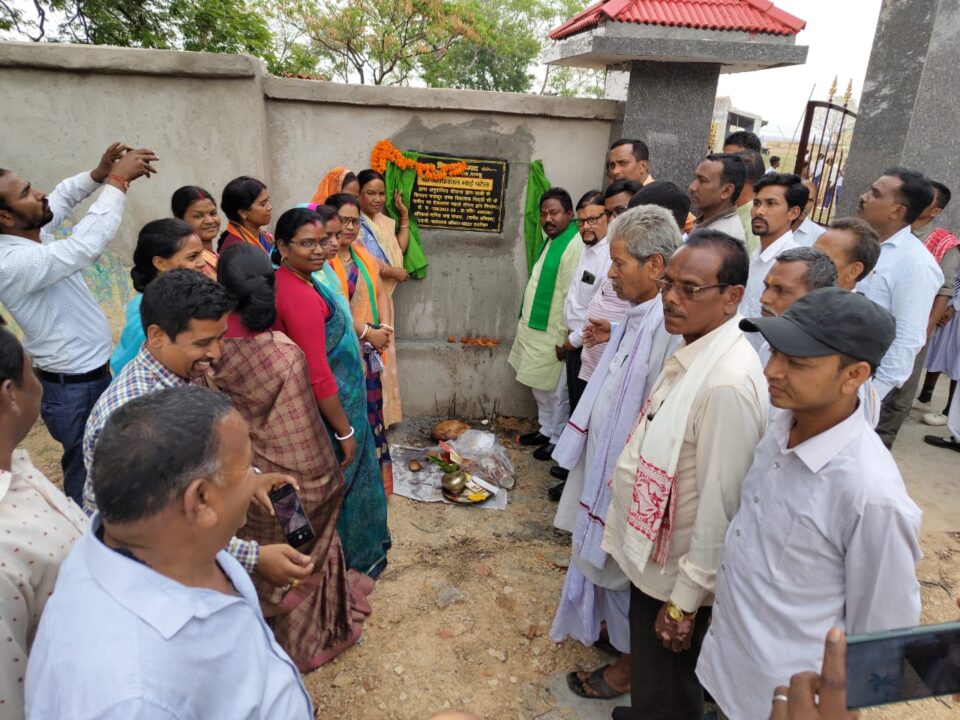 Ramgarh स्व.टेकलाल महतो तोरण द्वार जेपी पटेल किया उद्घाटन… – Vananchal 24TV Live – वनांचल 24TV लाइव