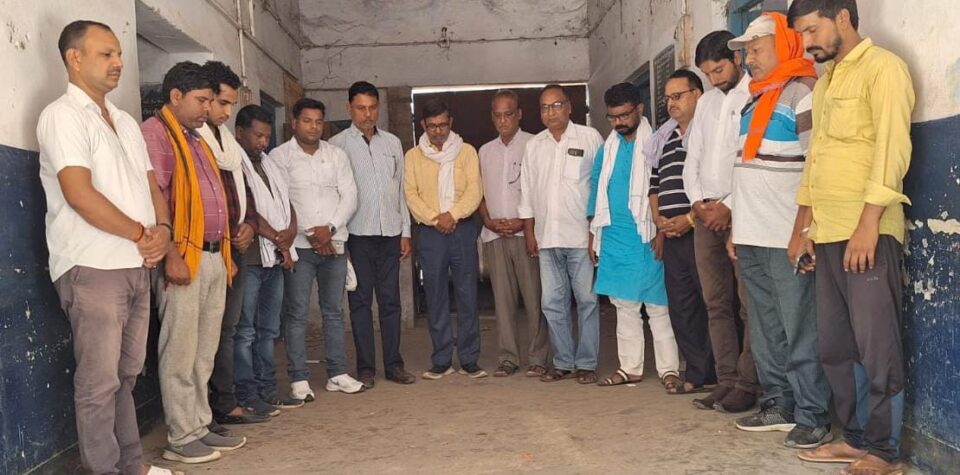 लातेहार और पलामू में पत्रकारों के निधन‌ पर एसोसिएशन ने जताया शोक… – Vananchal 24TV Live – वनांचल 24TV लाइव