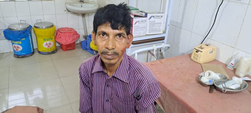 SARAIKELA : बाइक साइकिल की टक्कर में दोनों सवार गंभीर रुप से घायल . . .