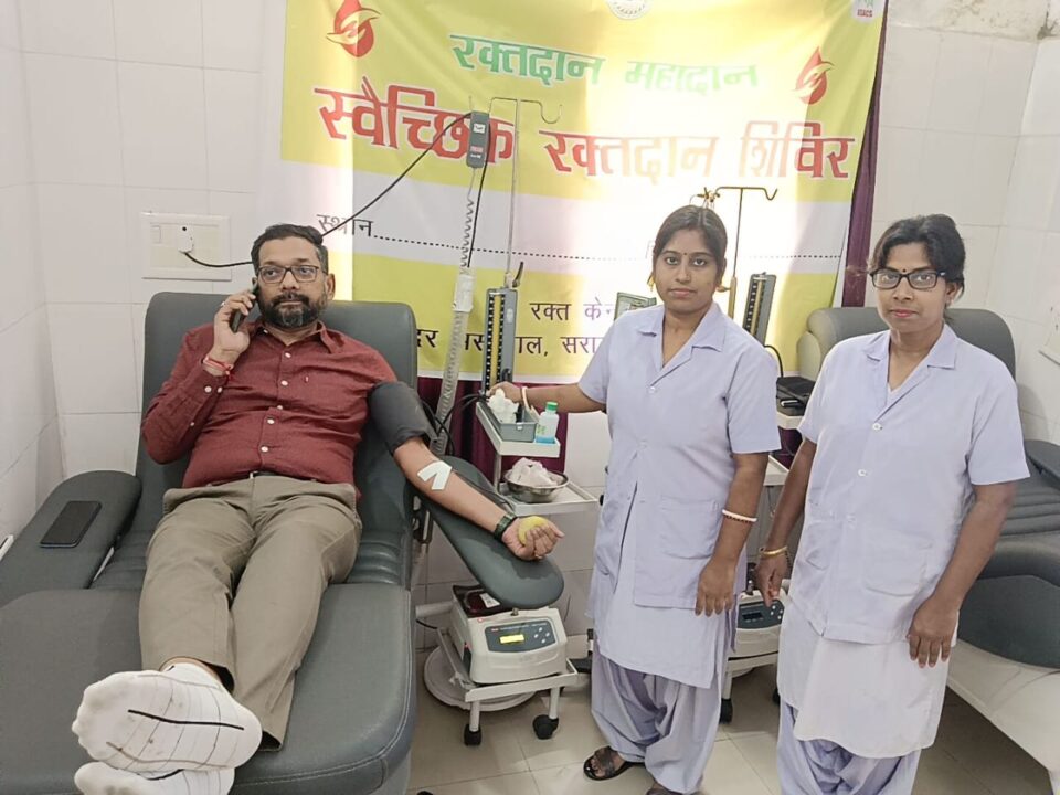 मारवाड़ी युवा मंच द्वारा विश्व रक्तदान दिवस पर आयोजित किया गया स्वैच्छिक रक्तदान शिविर . . . – Vananchal 24TV Live – वनांचल 24TV लाइव