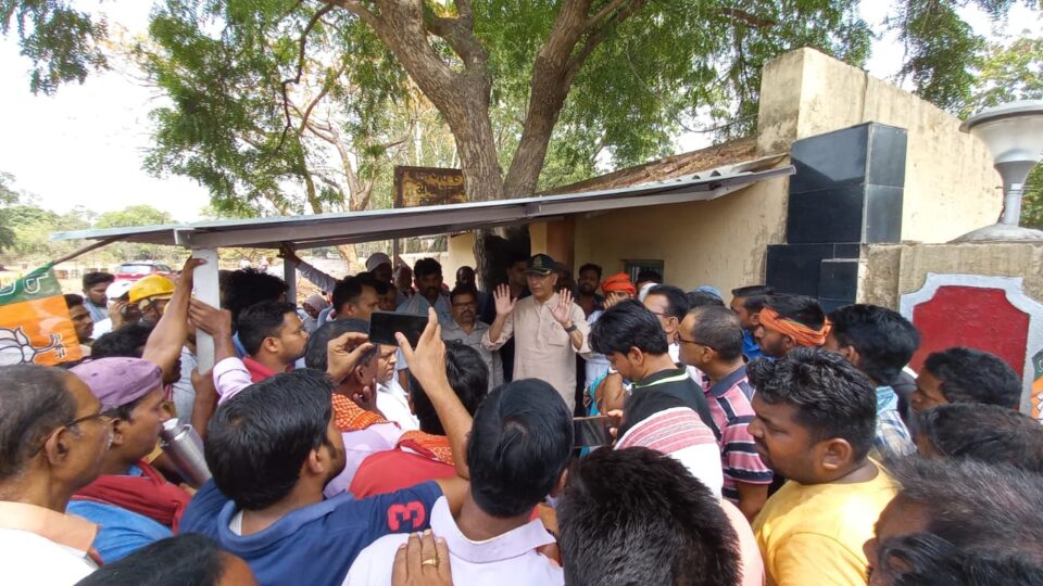 मोदी सरकार श्रमिकों के अधिकारों की रक्षा हेतु पूर्ण रूप से प्रतिबद्ध हैं सांसद जयंत सिन्हा… – Vananchal 24TV Live – वनांचल 24TV लाइव