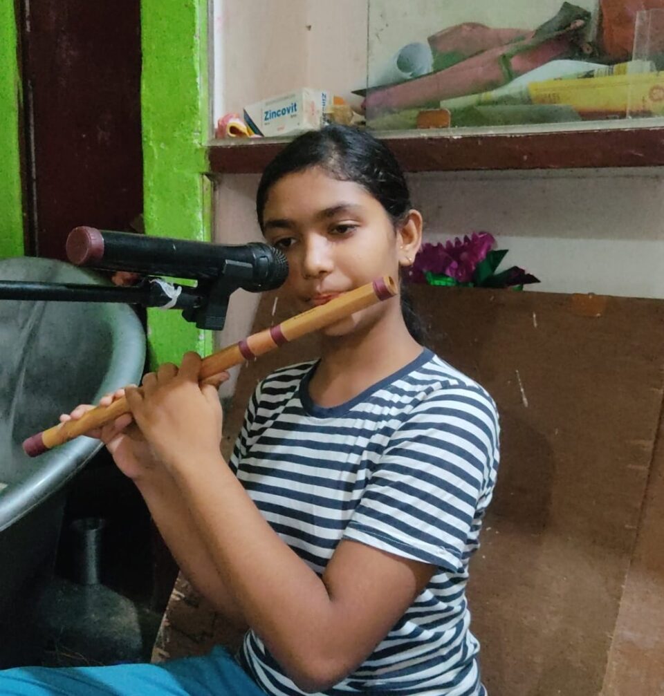 SARAIKELA : सोलह कलाओं की धरा कही जाने वाली सरायकेला में बेटियां कर रही है कमाल…..