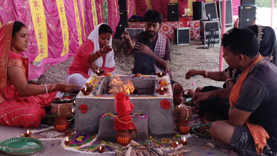 Chandil : चाण्डिल डैम में शनिदेव जन्मोत्सव भव्यरूप से मनाया गया, भव्य झांकी के साथ भजन का आयोजन, झुमे भक्तगण…