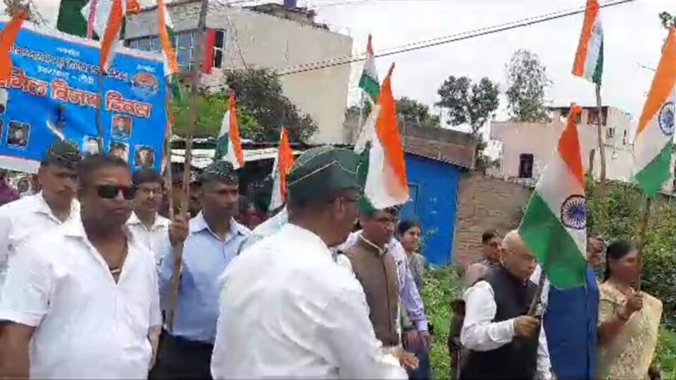 आरडीएस पब्लिक स्कूल नामकुम में कारगिल विजय दिवस का 24 वें वर्षगांठ मनाया गया, तिरंगा मार्च सह वीर नारी सम्मान समरोह का आयोजन किया गया… – Vananchal 24TV Live – वनांचल 24TV लाइव