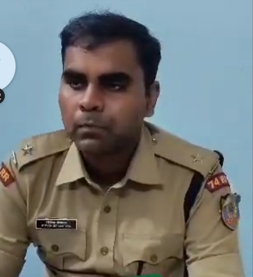 दुर्गा सोरेन चौक पर अड्डाबाजी व नशा कर रहे दो दर्जन लोगों व दर्जनों गाड़ियों को पकड़ा…. – Vananchal 24TV Live – वनांचल 24TV लाइव