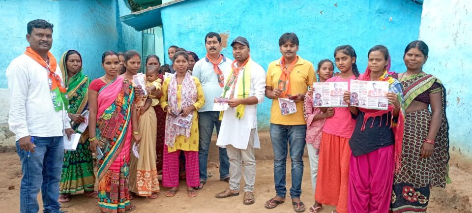 भाजपा पतरातू मंडल चलाया जनसंपर्क अभियान, पांचों बूथो में जनसंपर्क अभियान के भाजपा पत्र 9 साल सेवा सुशासन का किया प्रचार … – Vananchal 24TV Live – वनांचल 24TV लाइव