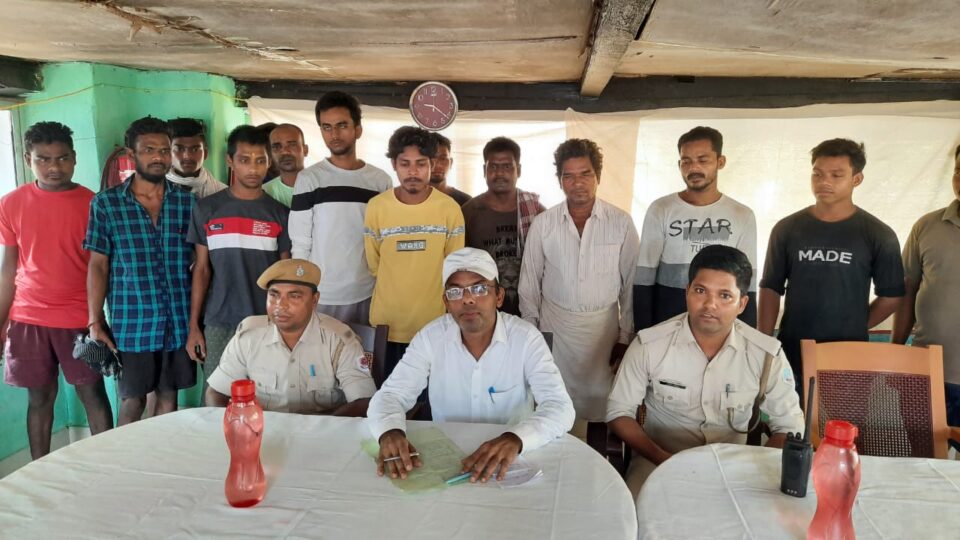 चीफ लीगल एंड डिफेंस काउंसिल ने सरायकेला मंडल कारा का दौरा कर बंदियों को दी कानूनी जानकारी – Vananchal 24TV Live – वनांचल 24TV लाइव