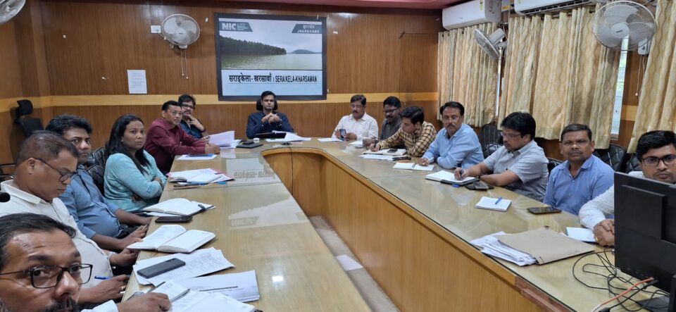 सरायकेला:मतदाता सूची विशेष पुनरीक्षण कार्यक्रम-2024 को लेकर मुख्य निर्वाचन पदाधिकारी झारखंड में वीडियो कॉन्फ्रेंसिंग के माध्यम से की बैठक… – Vananchal 24TV Live – वनांचल 24TV लाइव