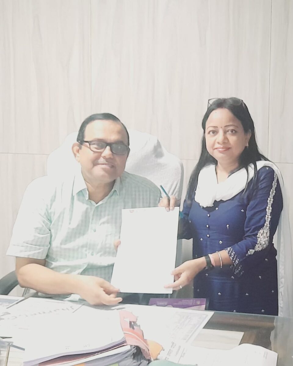 डॉ0 सुनिता ने परियोजना को सौपा ज्ञापन, तीन दिनों केे अन्दर किसानों के लिए नहर में पानी छोडने की मांग….. – Vananchal 24TV Live – वनांचल 24TV लाइव