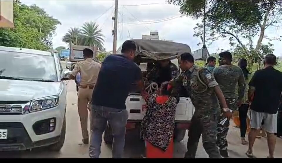 कपाली पुलिस ने मोबाइल चोर के दो आरोपी को भेजा न्यायिक हिरासत चोरी गई कुल चार मोबइल की भी हुई बरमादगी… – Vananchal 24TV Live – वनांचल 24TV लाइव