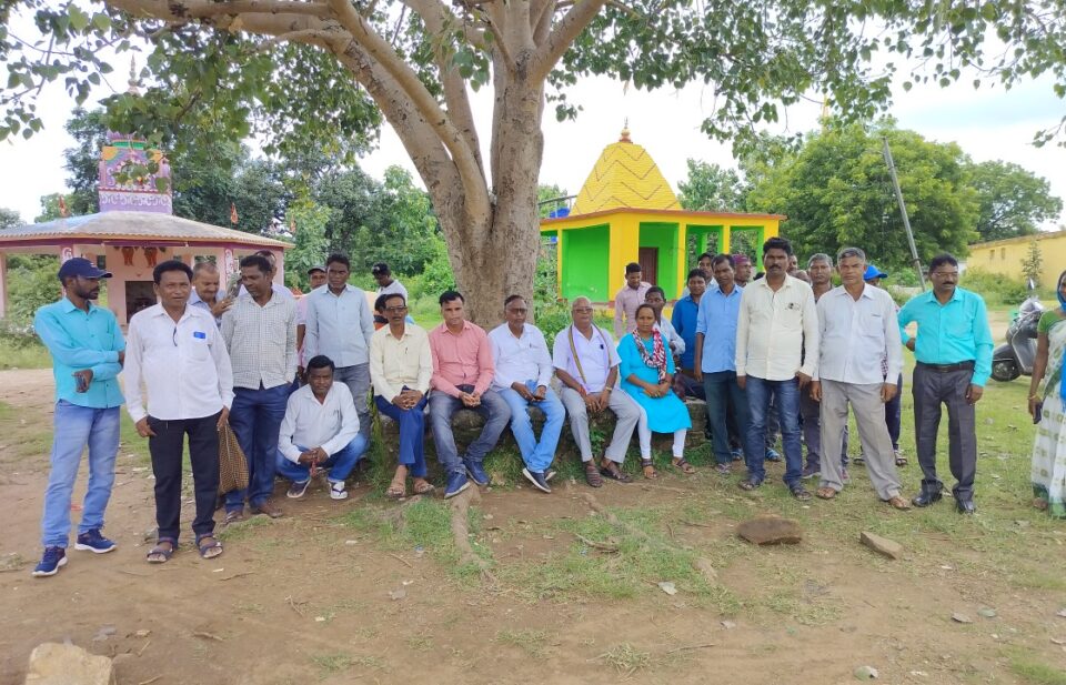 RAJNAGAR : अगस्त माह का राशन नही मिलने पर डीलर संघ ने की बैठक।कार्डधारी परेशान।