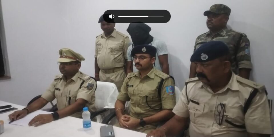 750 पुड़िया में 40 ग्राम ब्राउन शुगर के साथ तस्कर गिरफ्तार, मुर्शिदाबाद से ब्राउन शुगर लाता था फिरोज…