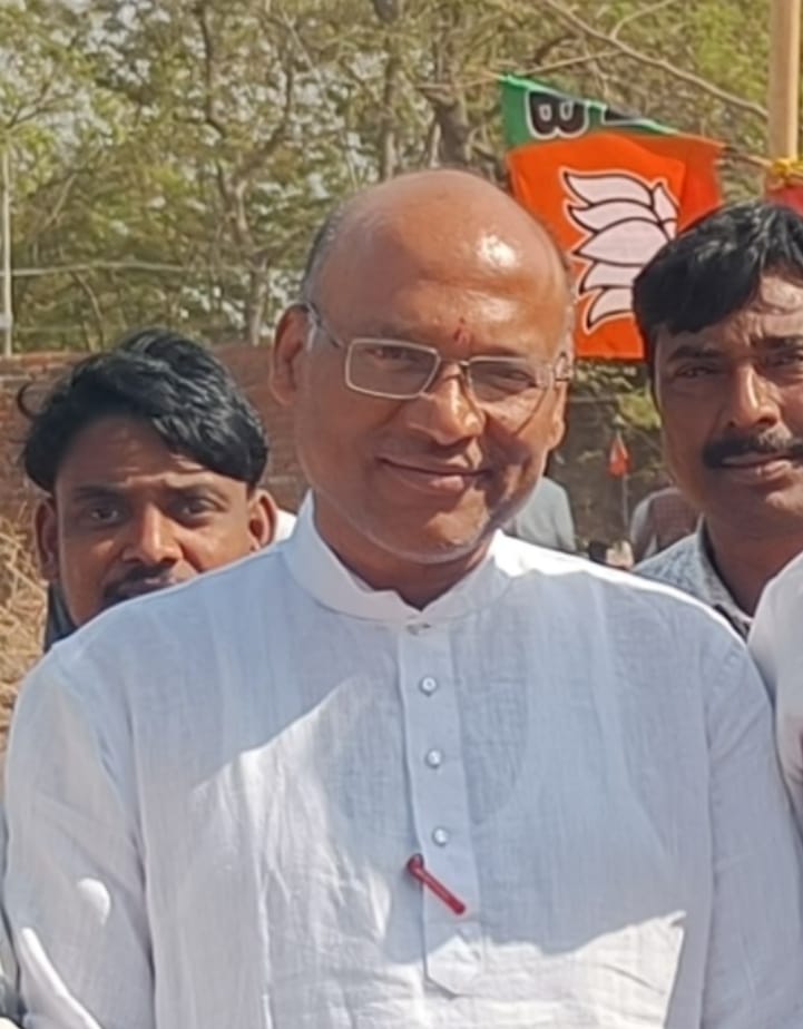 सरायकेला:डीआरयूसीसी मेंबर मनोज कुमार चौधरी ने चक्रधरपुर मंडल के मंडल रेल प्रबंधक को 8 बिंदुओं पर दिए प्रस्ताव… – Vananchal 24TV Live – वनांचल 24TV लाइव