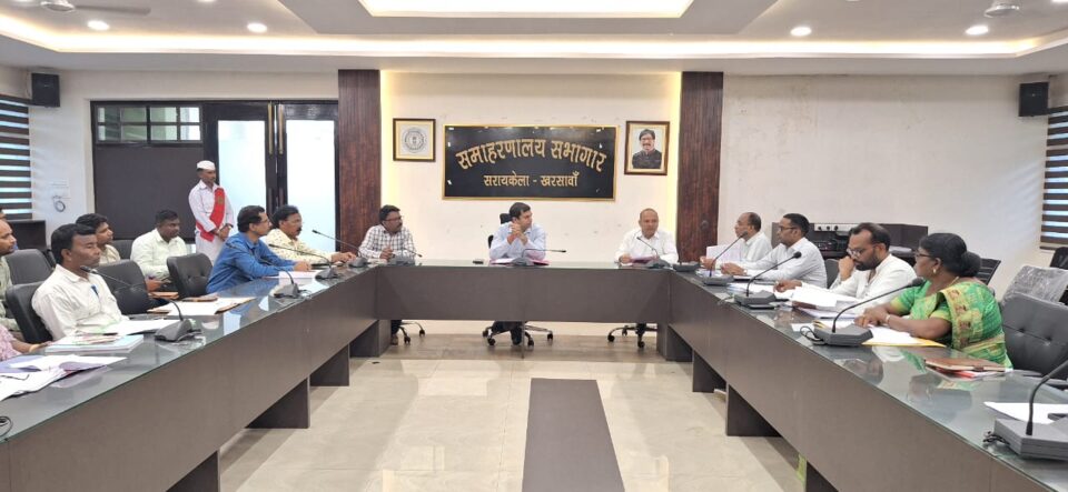 सरायकेला:अनुसूचित जाति एवं अनुसूचित जनजाति अत्याचार निवारण अधिनियम के तहत जिला स्तरीय समिति की हुई बैठक… – Vananchal 24TV Live – वनांचल 24TV लाइव