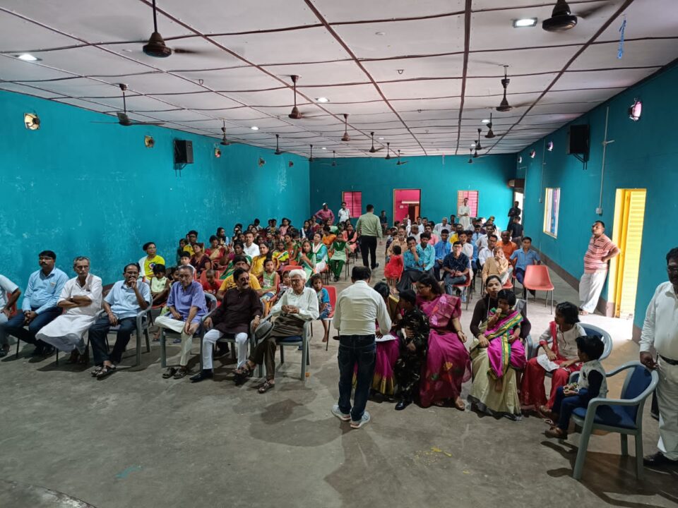 सरायकेला:स्वतंत्रता दिवस के अवसर पर उत्कलमणि आदर्श पाठागार सरायकेला द्वारा क्षेत्र के विद्यालय के उत्कृष्ट बच्चों को किया गया सम्मानित… – Vananchal 24TV Live – वनांचल 24TV लाइव
