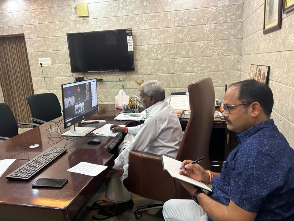 सरायकेला:15 योजनाओं के साथ मॉडल टाउन के रूप में संवरेगा “अपना सरायकेला”… – Vananchal 24TV Live – वनांचल 24TV लाइव