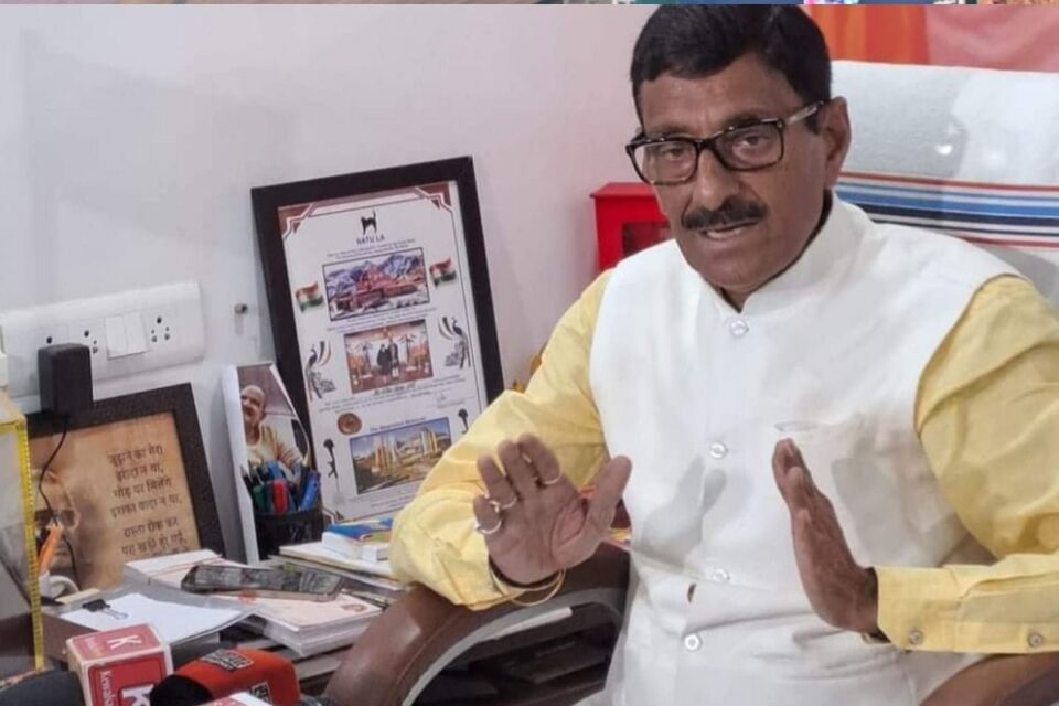 चांडिल:गुरुचरण साव के दर्द को समझे सरकार, मुख्यमंत्री हेमंत सोरेन के विस्थापन आयोग गठन करने का वादा आज भी अधूरा: सांसद…